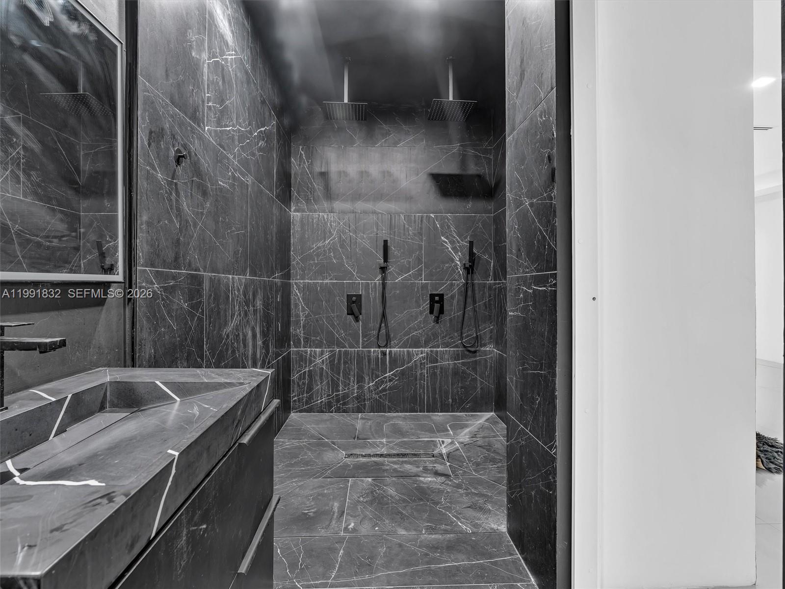 3010 Alton Road Miami Beach, FL 33140 - Photo 37 of 60