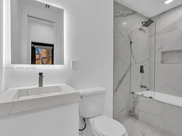 $17,900 | 3010 Alton Road, Miami Beach, FL 33140