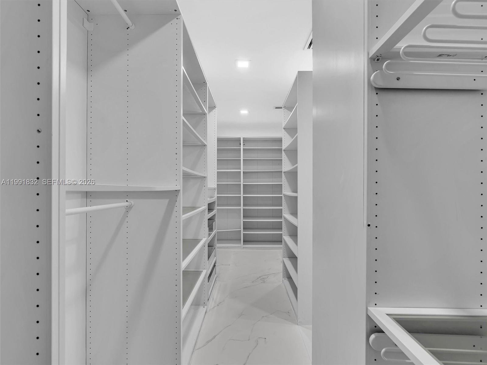 3010 Alton Road Miami Beach, FL 33140 - Photo 44 of 60