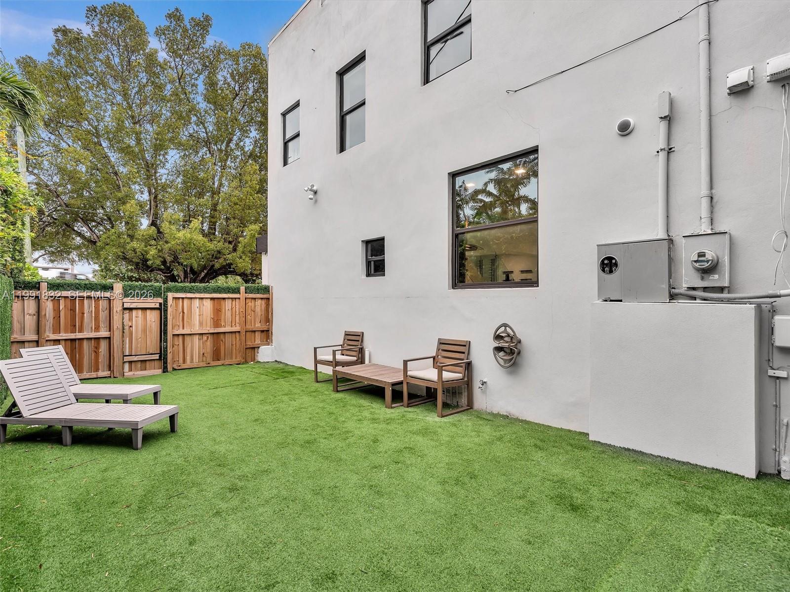 3010 Alton Road Miami Beach, FL 33140 - Photo 49 of 60