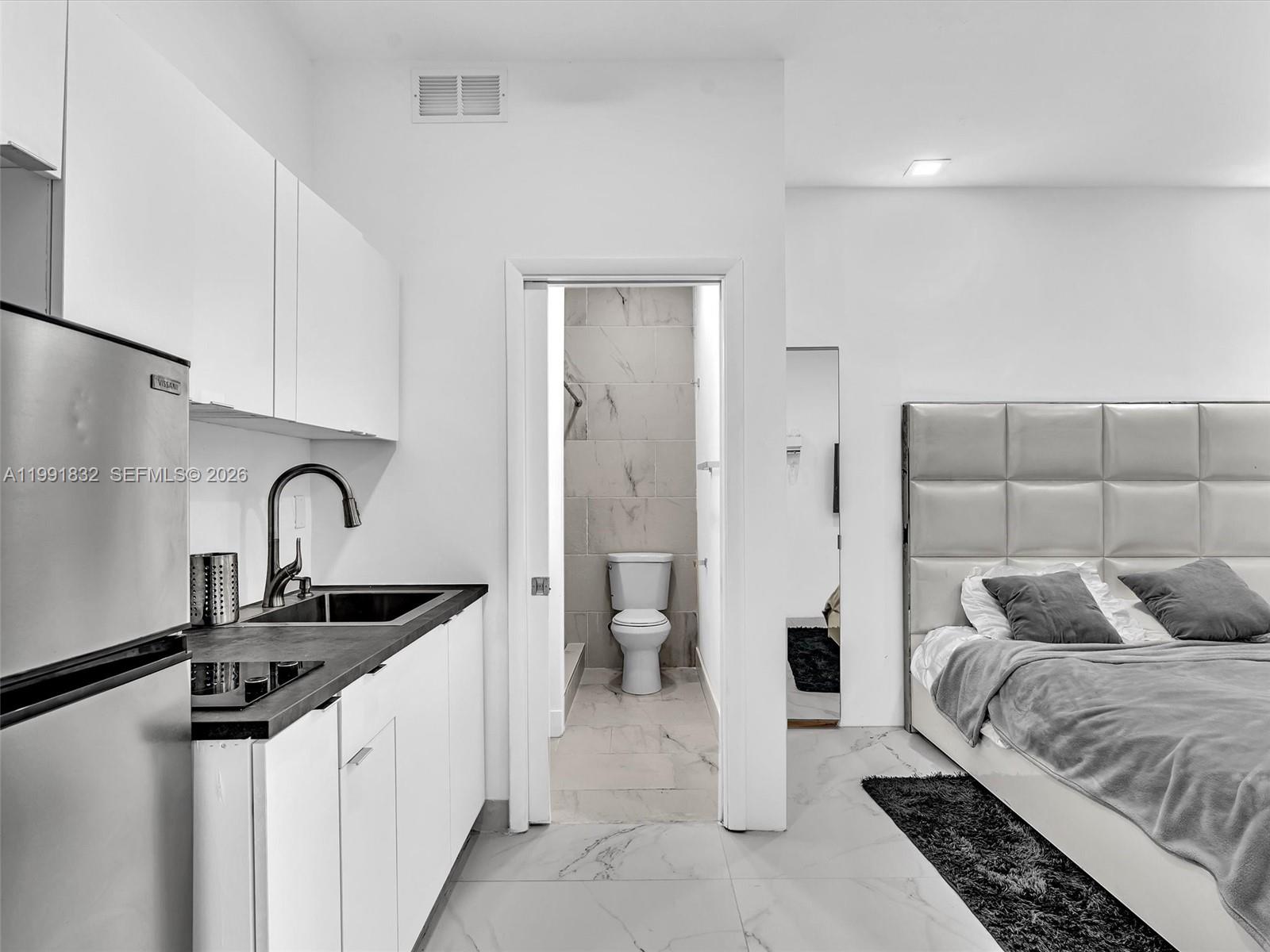 3010 Alton Road Miami Beach, FL 33140 - Photo 50 of 60