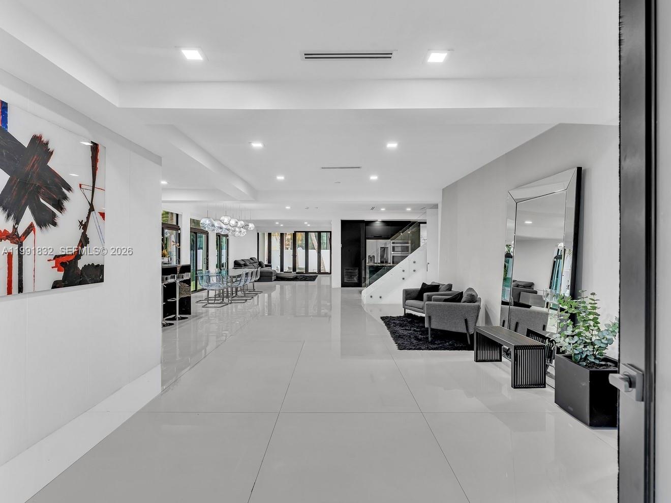 3010 Alton Road Miami Beach, FL 33140 - Photo 5 of 60