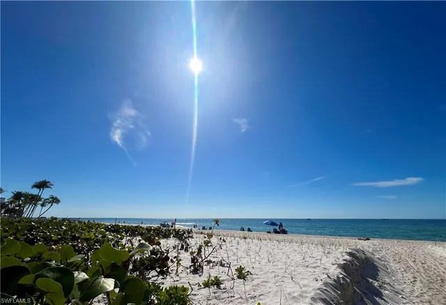 $8,000 | 9524 Gulf Shore Drive, Unit 2, Naples, FL 34108