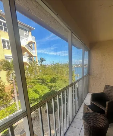 $10,000 | 9524 Gulf Shore Drive, Unit 2, Naples, FL 34108