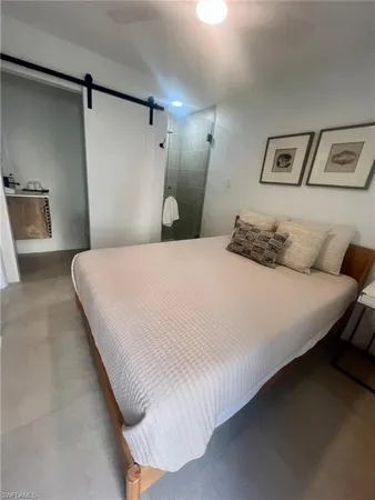 $10,000 | 9524 Gulf Shore Drive, Unit 2, Naples, FL 34108