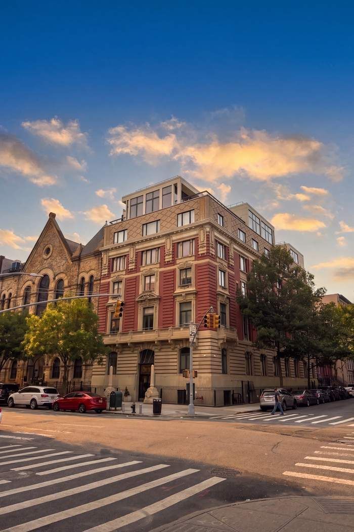 2056 Fifth Avenue 6D West Harlem New York NY 10035