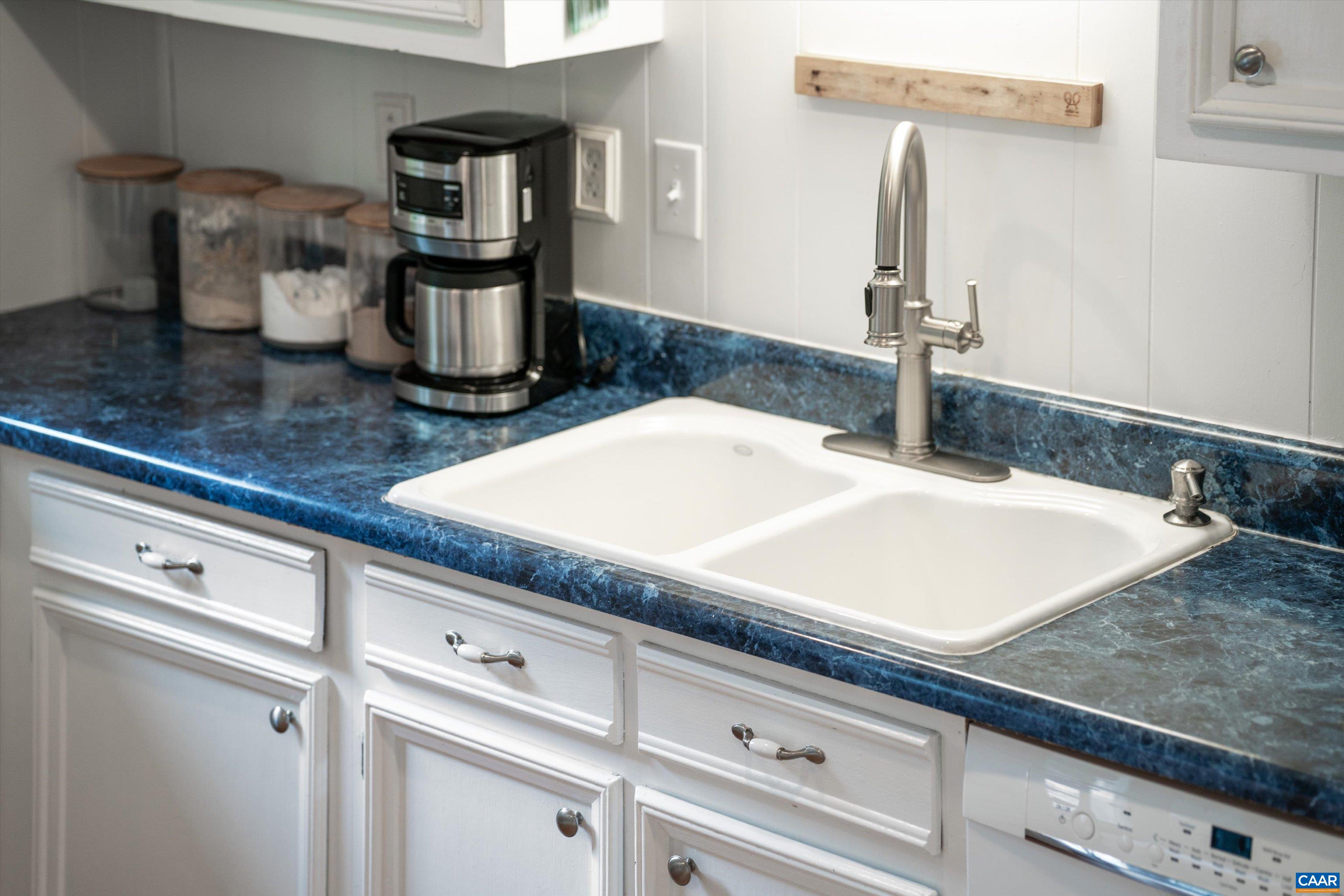 2833 Milton Road Charlottesville, VA 22902 - Photo 11 of 44