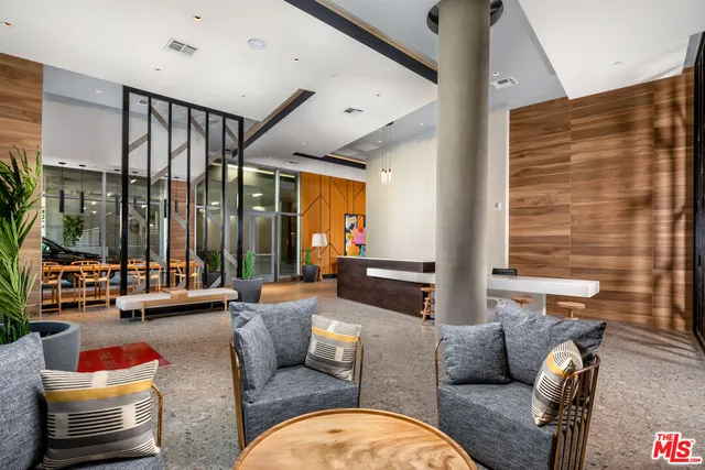 $2,741 | 750 South Oxford Avenue, Unit 483, Los Angeles, CA 90005