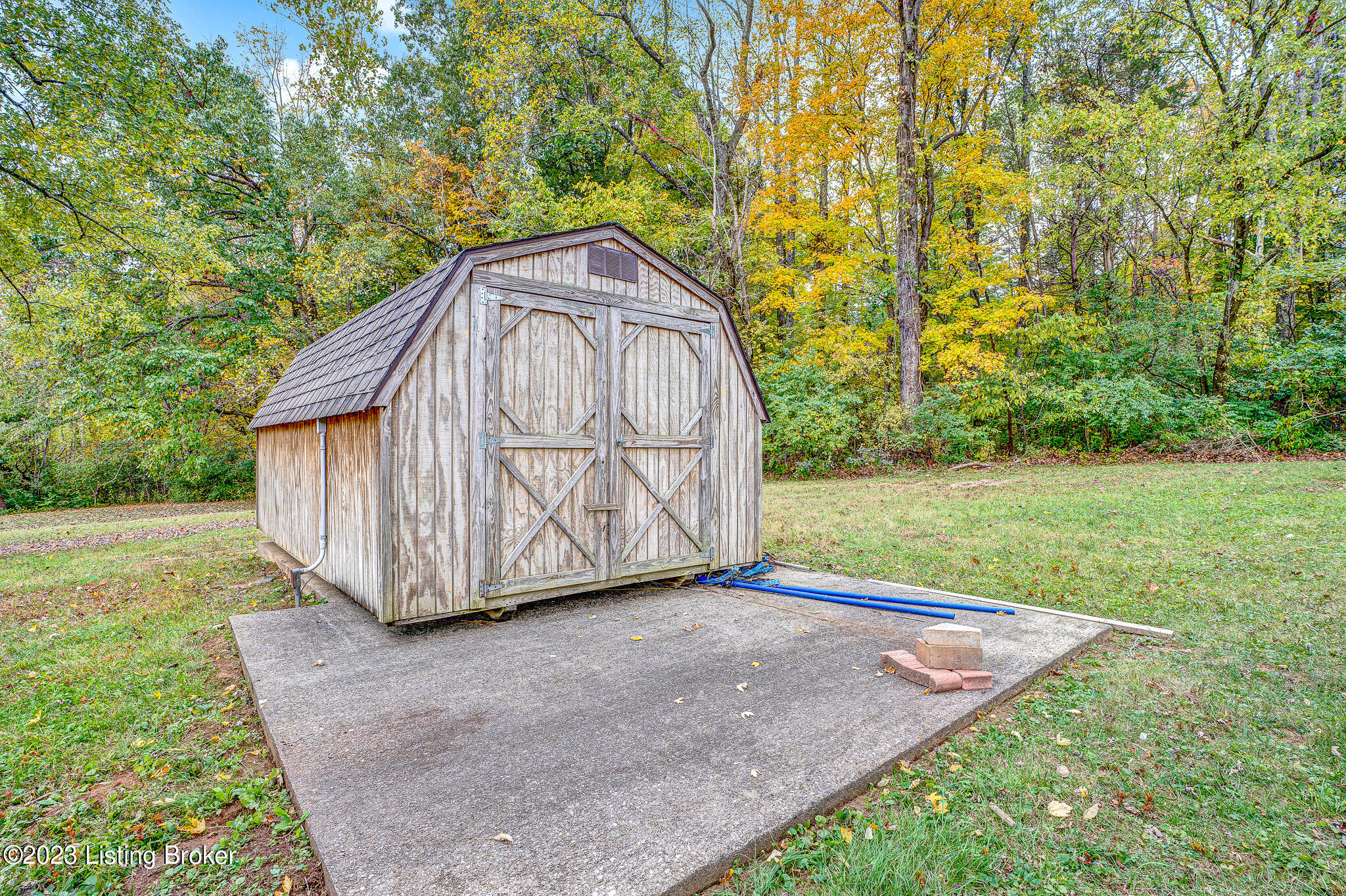 390 Risen Road Louisville, KY 40229 - Photo 61 of 61 DSC09387