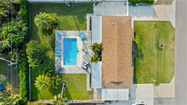 an aerial view of a house having outdoor space