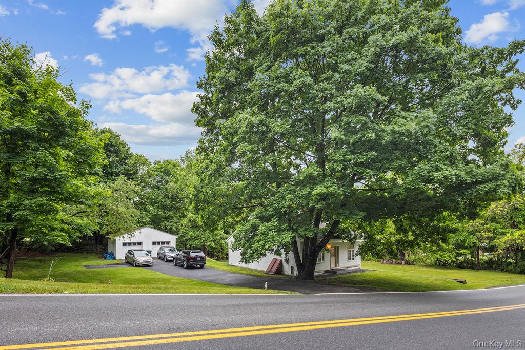 289 Seven Springs Mountain Road Monroe, NY 10950 - Photo 21 of 25 a view of a city street