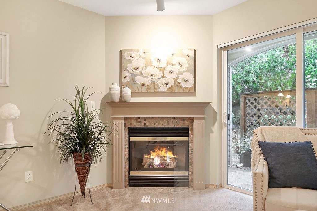 10733 Valley View Road, Unit C202 Bothell, WA 98011 - Photo 17 of 39