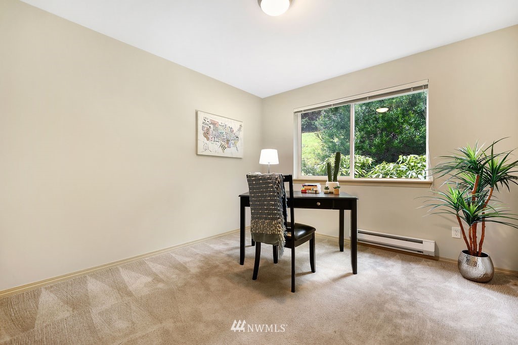10733 Valley View Road, Unit C202 Bothell, WA 98011 - Photo 23 of 39