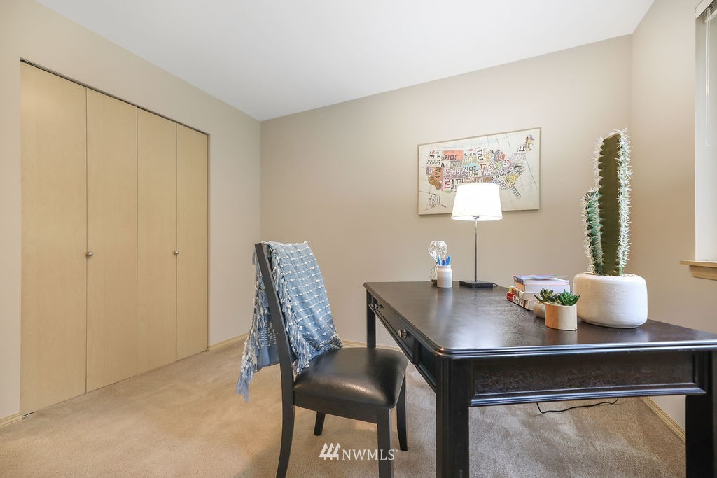 10733 Valley View Road, Unit C202 Bothell, WA 98011 - Photo 24 of 39