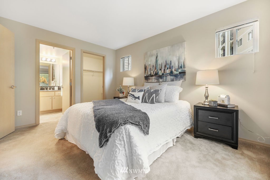 10733 Valley View Road, Unit C202 Bothell, WA 98011 - Photo 26 of 39