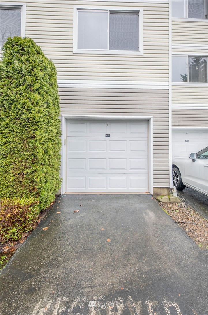 10733 Valley View Road, Unit C202 Bothell, WA 98011 - Photo 35 of 39
