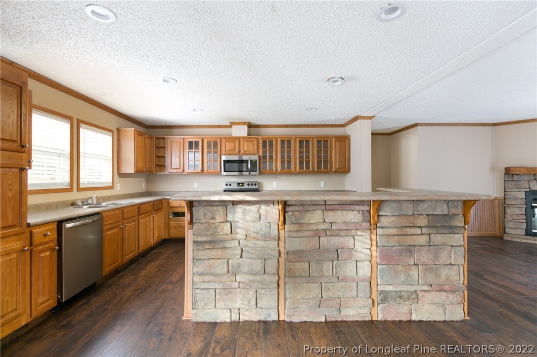 2051 Smith Road Hope Mills, NC 28348 - Photo 8 of 24 Gallery Image 8