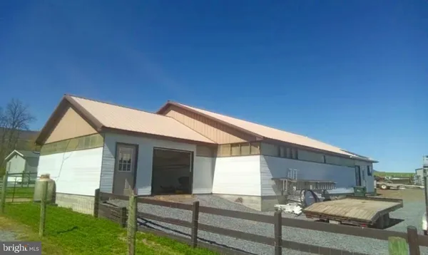 a view of house with a outdoor space