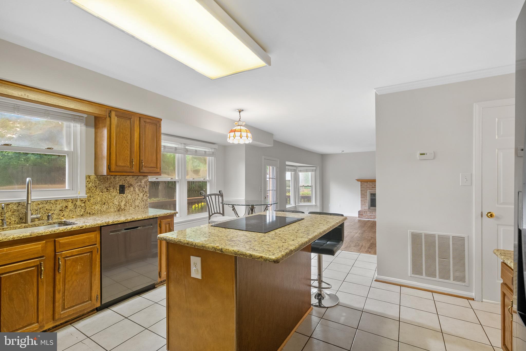 3507 Stringfellow Court Fairfax, VA 22033 - Photo 18 of 33