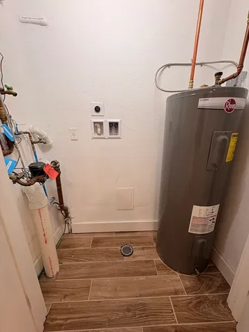 $1,950 | 245 Norwell Street, Unit 1, Boston, MA 02124