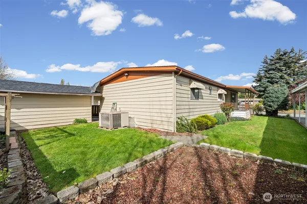 $75,000 | 1402 22nd Street Northeast, Unit 27, Auburn, WA 98002