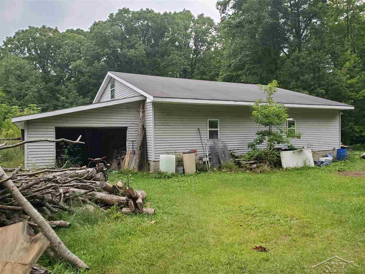 12782 E Road Burt, MI 48417 - Photo 7 of 11