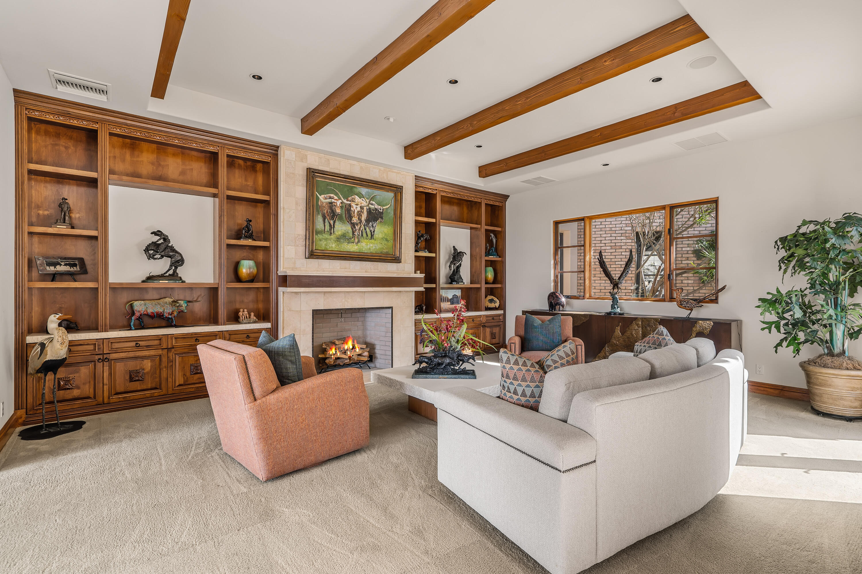 31 Hillcrest Drive Rancho Mirage, CA 92270 - Photo 34 of 82 a living room with furniture and a large window