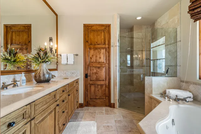 $40,000 | 31 Hillcrest Drive, Rancho Mirage, CA 92270