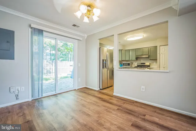 $2,650 | 14801 Basingstoke Loop, Centreville, VA 20120