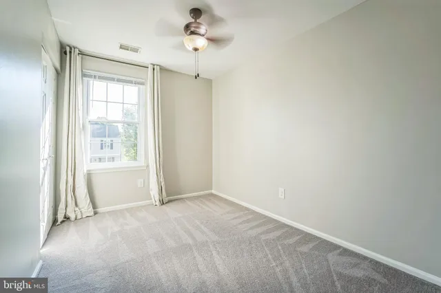 $2,650 | 14801 Basingstoke Loop, Centreville, VA 20120