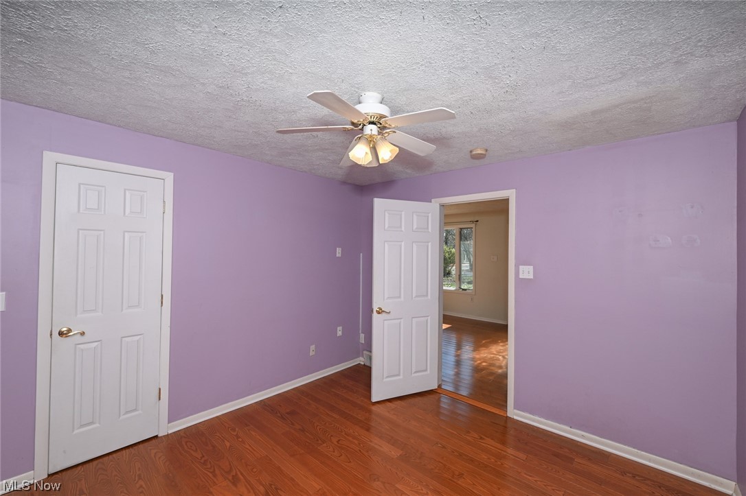 1509 McTaggart Road Stow, OH 44224 - Photo 23 of 30 Second bedroom with oak hardwood floors and closet space