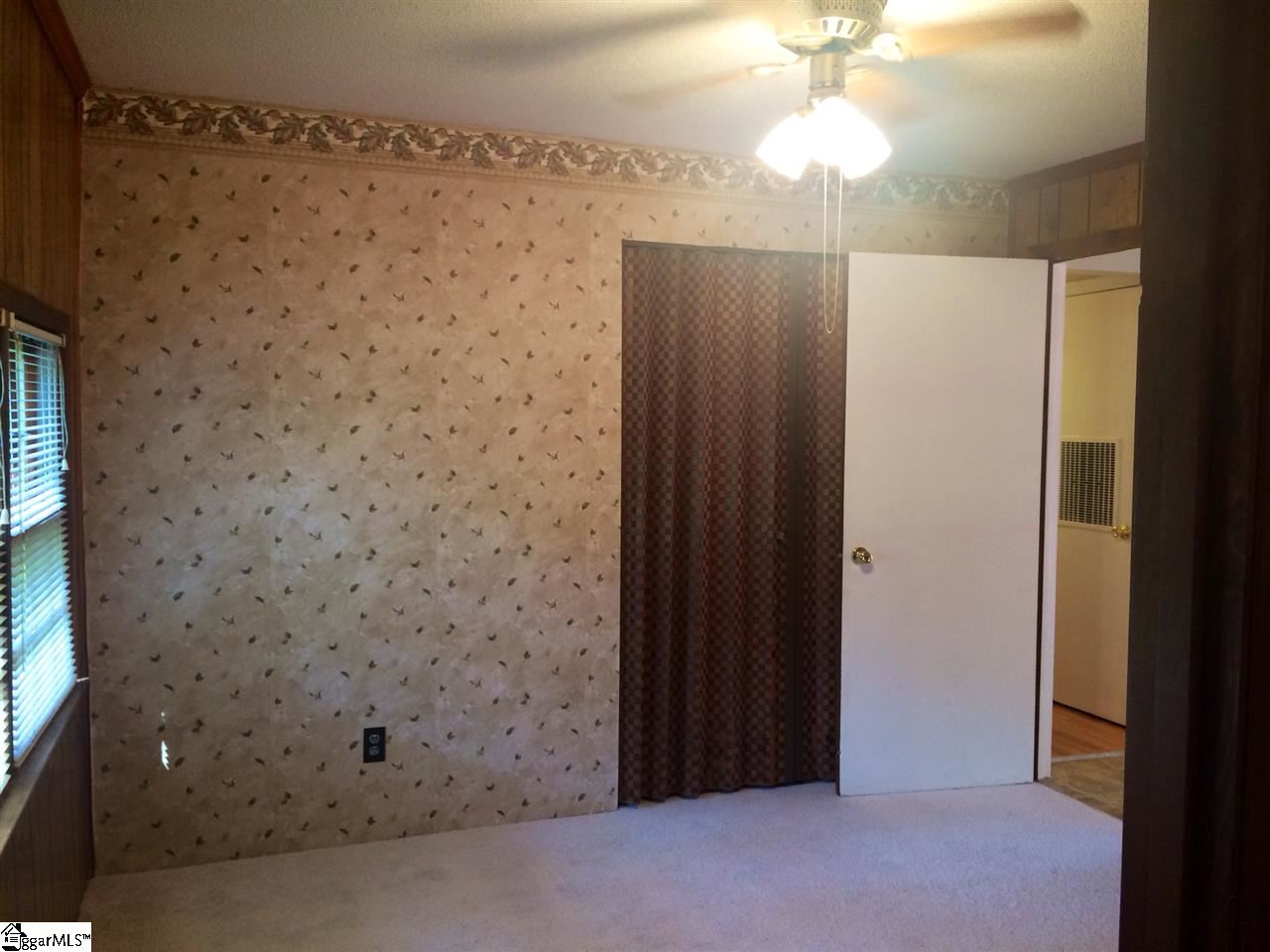 202 West Gap Creek Road Greer, SC 29651 - Photo 11 of 15
