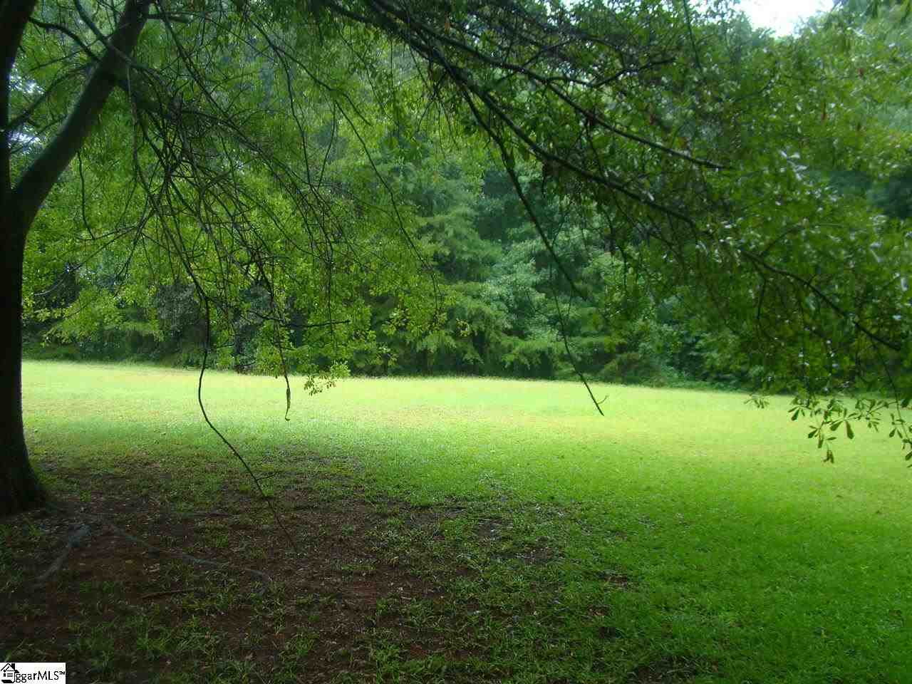 202 West Gap Creek Road Greer, SC 29651 - Photo 3 of 15