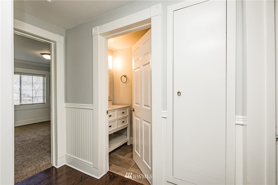 4133 Harris Road Southeast Port Orchard, WA 98366 - Photo 14 of 23 Gallery Image 14