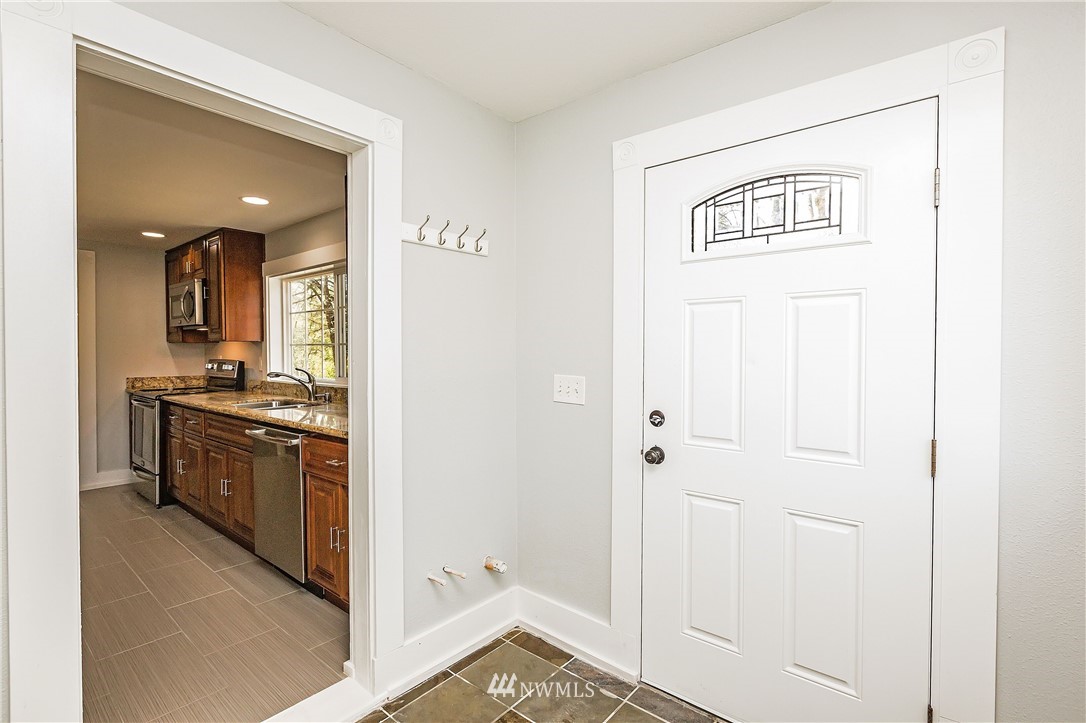 4133 Harris Road Southeast Port Orchard, WA 98366 - Photo 20 of 23 Gallery Image 20