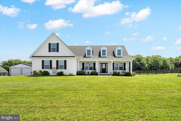 $725,000 | 352 Basset Lane, Ranson, WV 25438