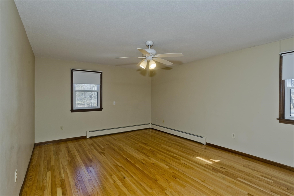 239 Porter Road East Longmeadow, MA 01028 - Photo 11 of 42 Gallery Image 11