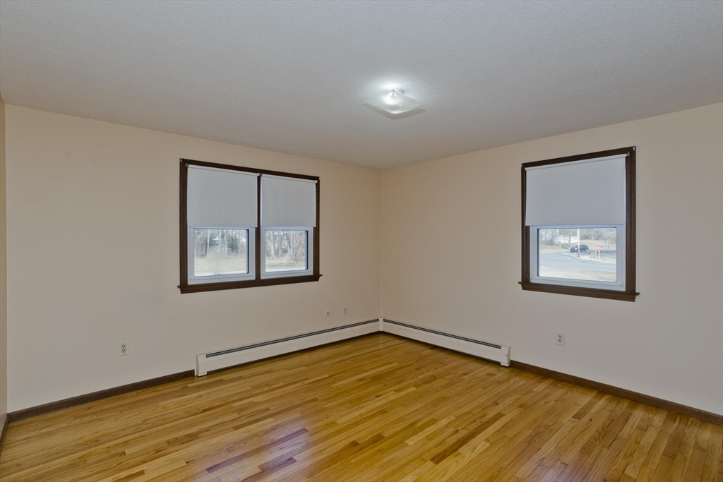 239 Porter Road East Longmeadow, MA 01028 - Photo 15 of 42 Gallery Image 15