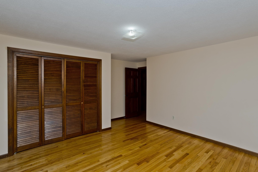 239 Porter Road East Longmeadow, MA 01028 - Photo 16 of 42 Gallery Image 16