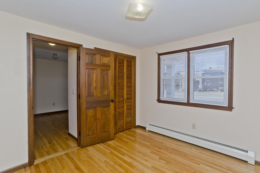 239 Porter Road East Longmeadow, MA 01028 - Photo 17 of 42 Gallery Image 17