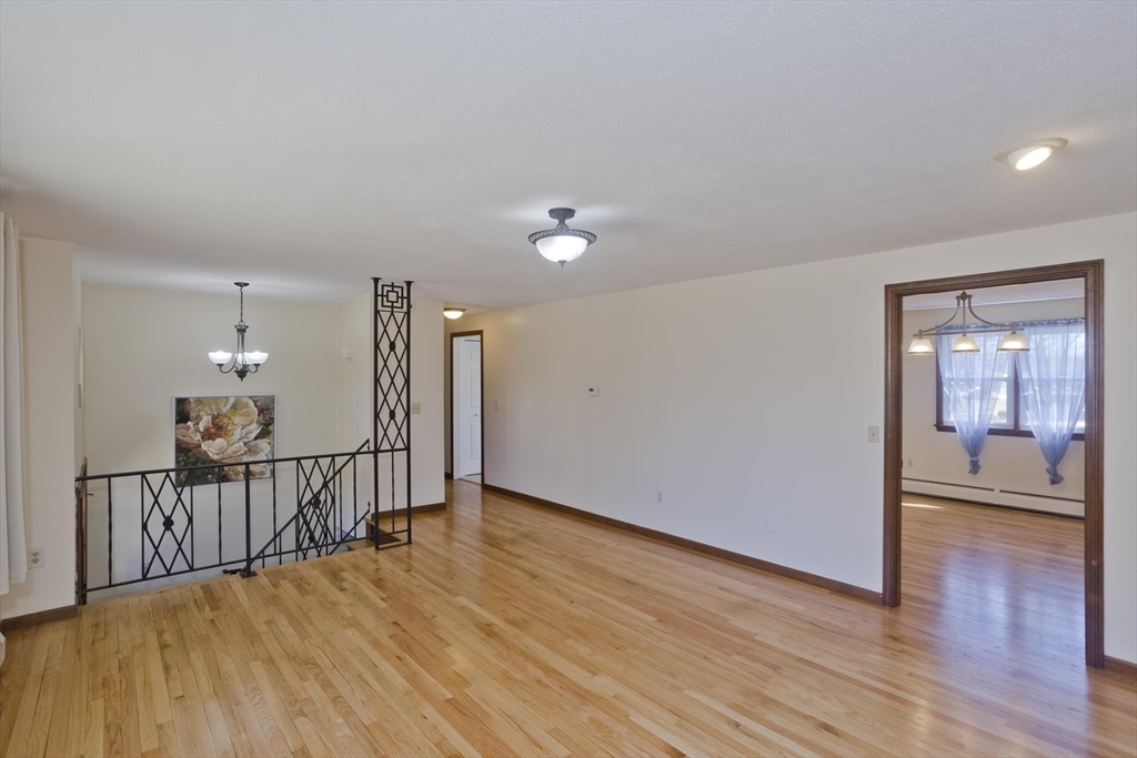 239 Porter Road East Longmeadow, MA 01028 - Photo 2 of 42 Gallery Image 2