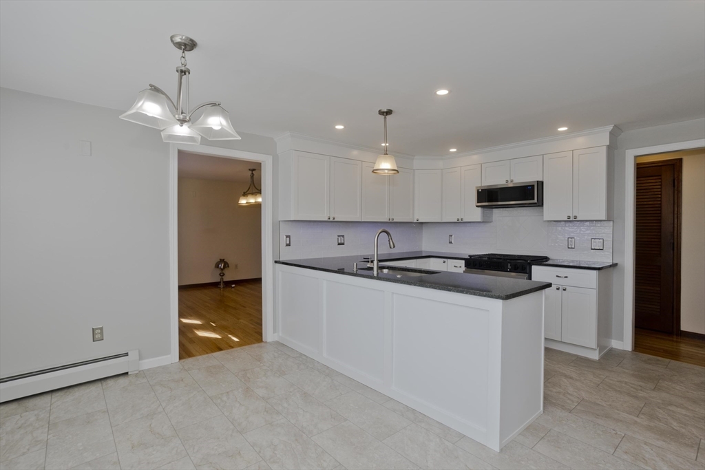 239 Porter Road East Longmeadow, MA 01028 - Photo 8 of 42 Gallery Image 8