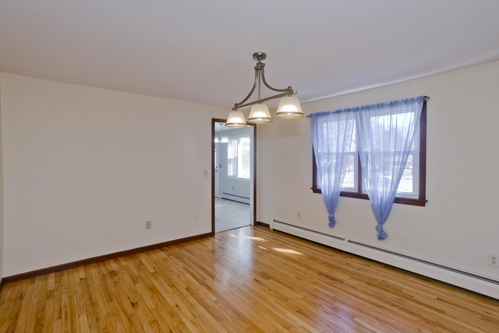 239 Porter Road East Longmeadow, MA 01028 - Photo 10 of 42 Gallery Image 10