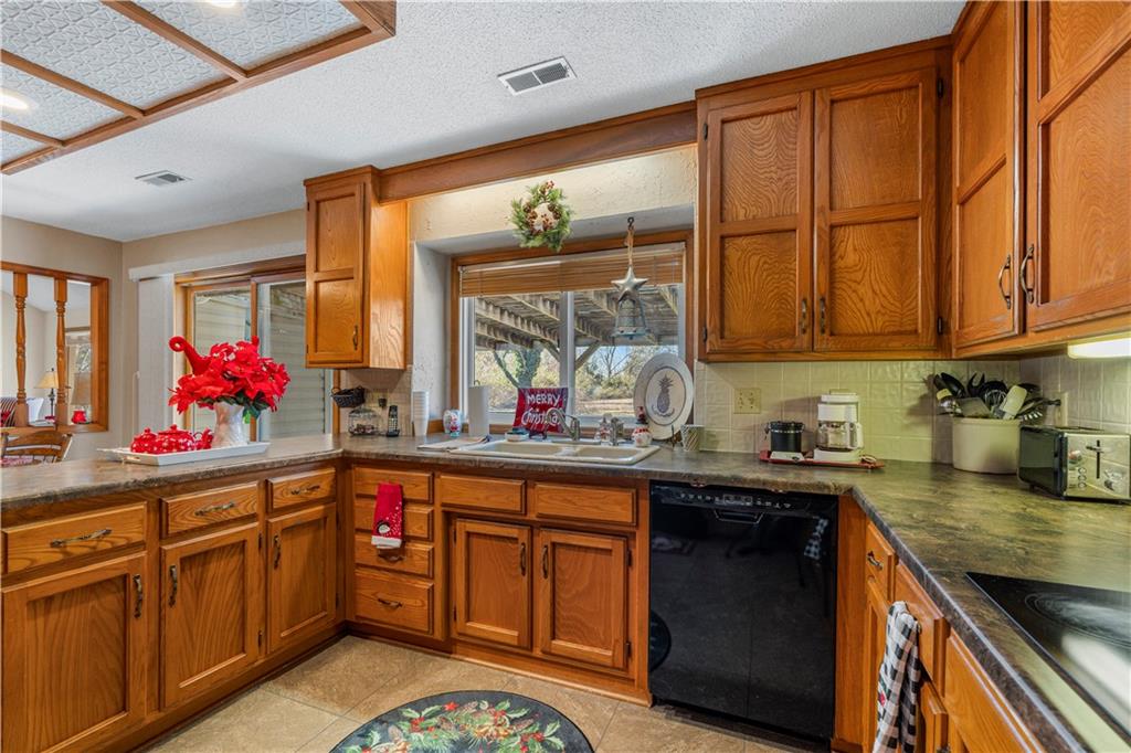 16800 South 1413th Road Nevada, MO 64772 - Photo 17 of 64