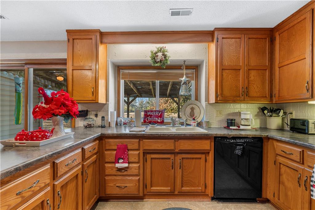 16800 South 1413th Road Nevada, MO 64772 - Photo 18 of 64