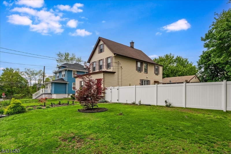 11 Alps Road Wayne, NJ 07470 - Photo 24 of 37