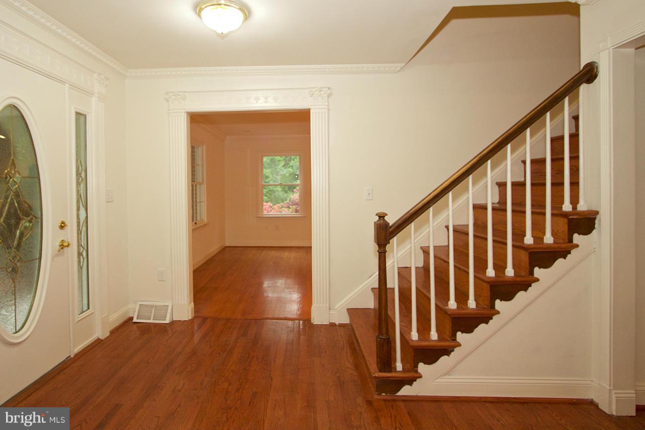 2512 Fox Road Fallston, MD 21047 - Photo 7 of 30 Interior (General)