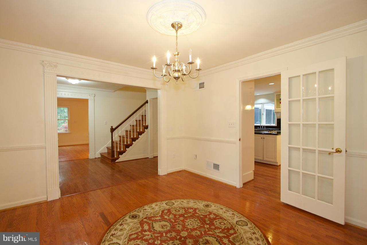 2512 Fox Road Fallston, MD 21047 - Photo 9 of 30 Dining Room