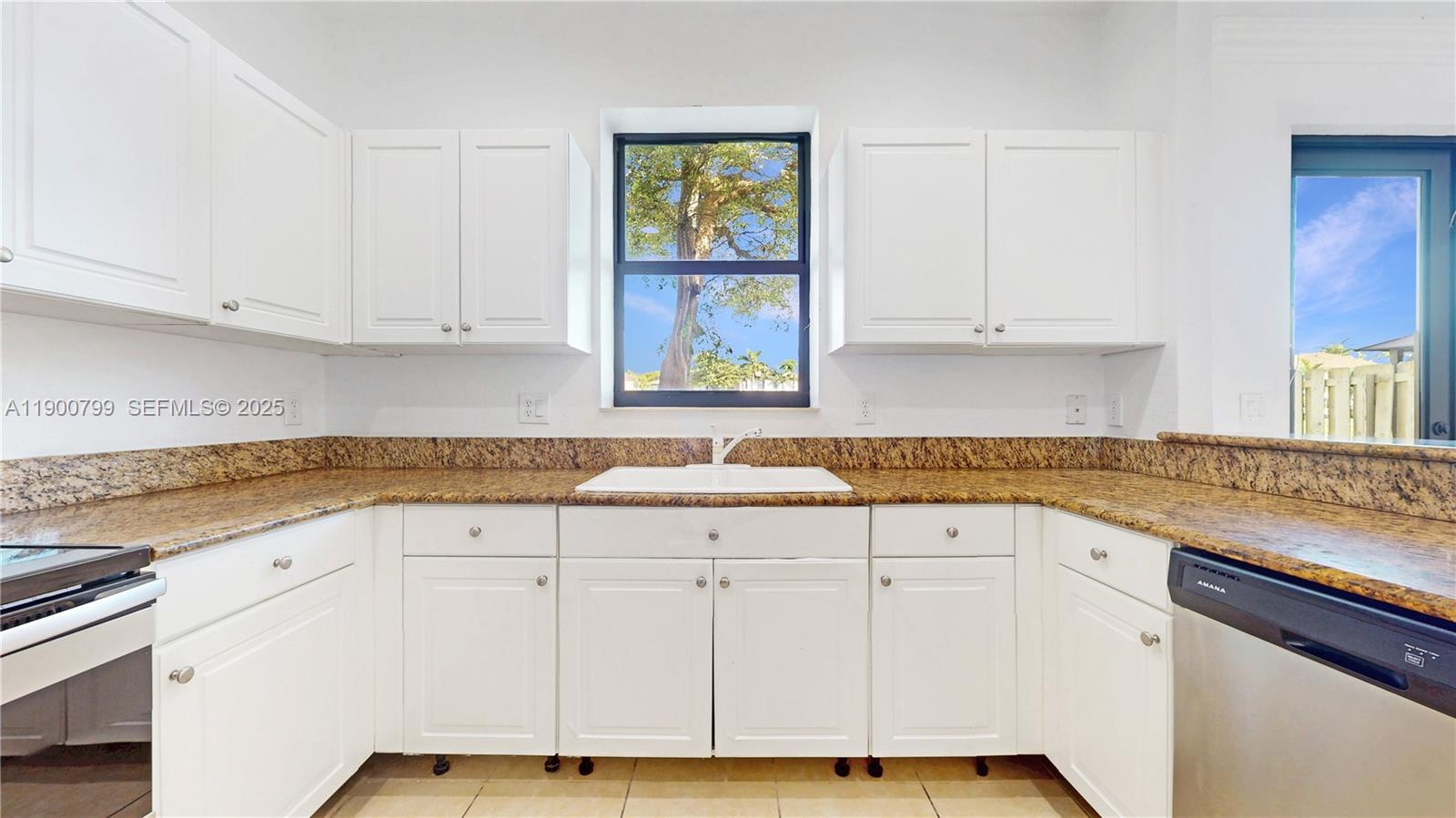 11401 Southwest 238th Street Homestead, FL 33032 - Photo 9 of 33