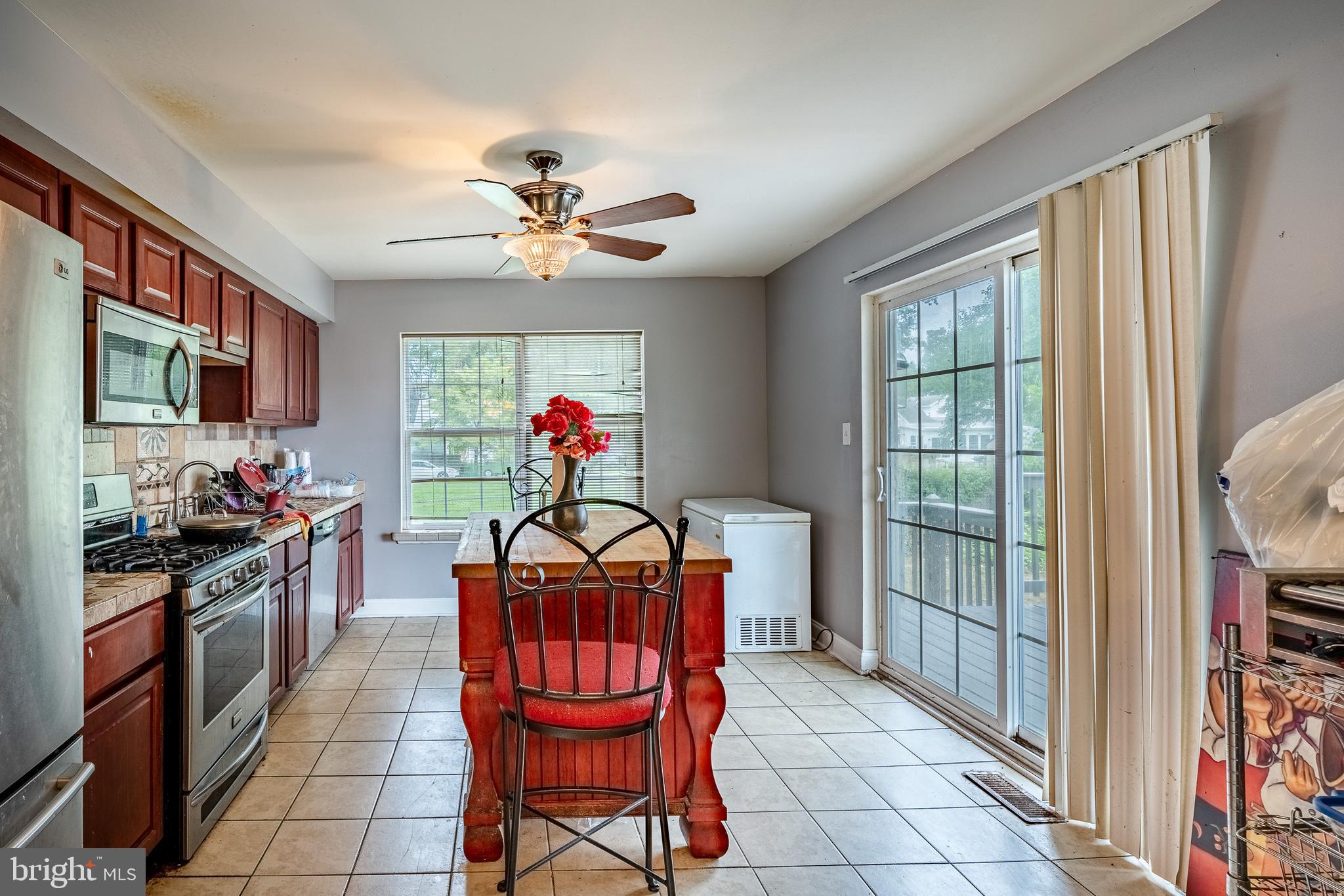 623 Greenhill Road Sharon Hill, PA 19079 - Photo 11 of 42 Gallery Image 11
